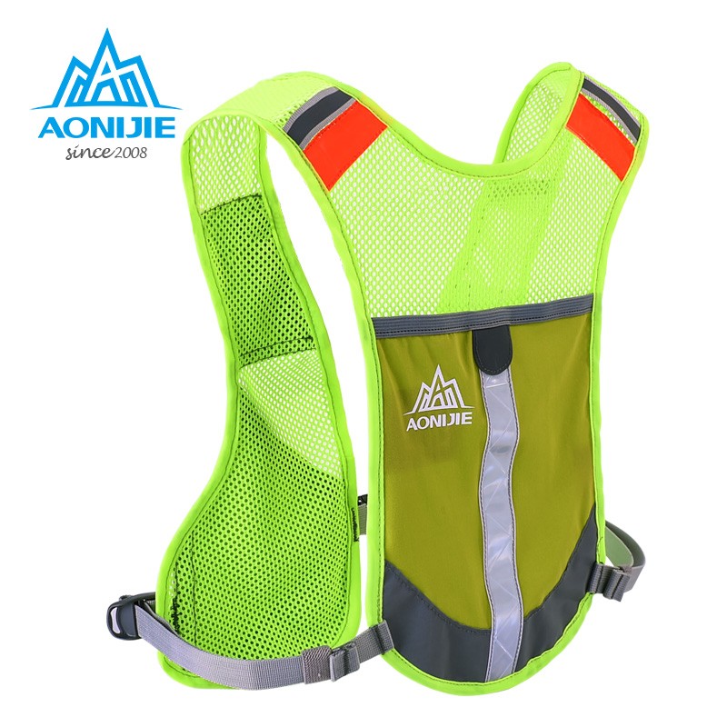 AONIJIE Premium Reflective Vest Sport Water Bottle Backpack Bag for Running  Cycling Clothes for Women Men Safety Gear with Pocket with Reflective High  Visibility 